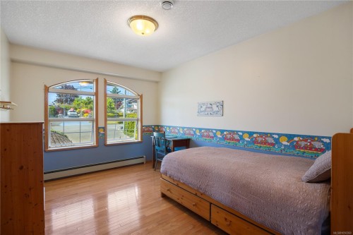 725 Thulin St, Campbell River, BC 