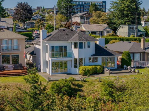 725 Thulin St, Campbell River, BC 