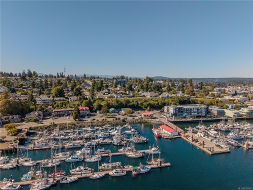 725 Thulin St, Campbell River, BC 