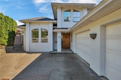 725 Thulin St, Campbell River, BC 