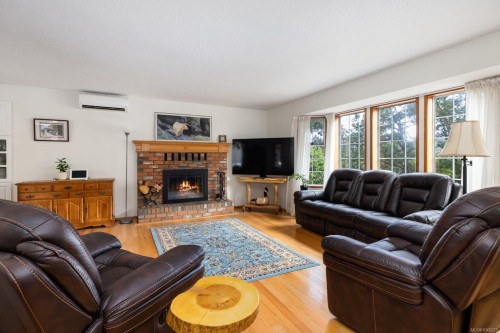 1348 Oakwood Pl, Duncan, BC 