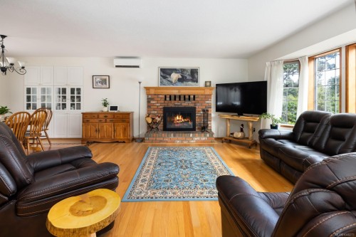 1348 Oakwood Pl, Duncan, BC 