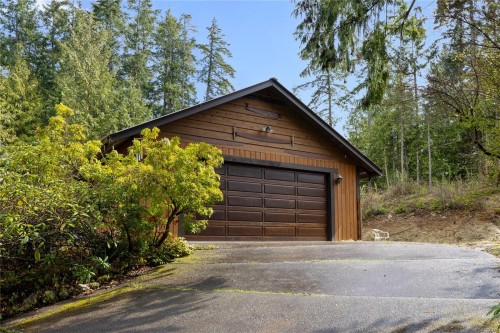218 Sunningdale Rd East, Qualicum Beach, BC 