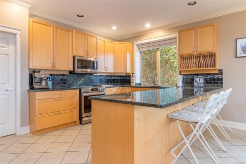 1150 Kathleen Dr, Duncan, BC 