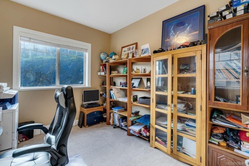 #110-1177 Deerview Pl, Langford, BC 