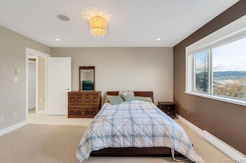 #110-1177 Deerview Pl, Langford, BC 
