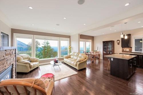 #110-1177 Deerview Pl, Langford, BC 