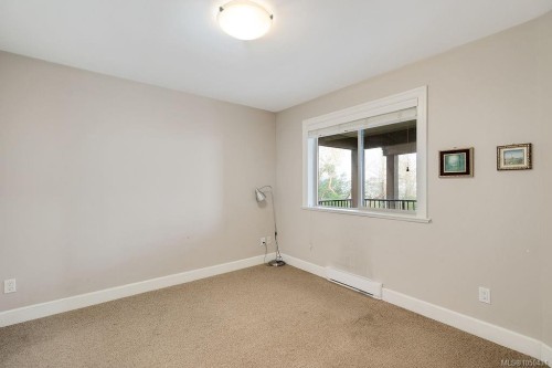 #110-1177 Deerview Pl, Langford, BC 
