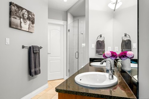 #511-3666 Royal Vista Way, Courtenay, BC 