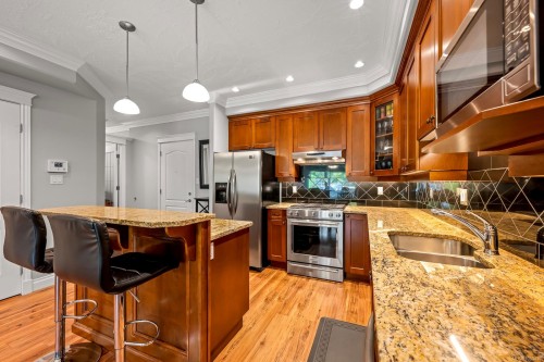 #511-3666 Royal Vista Way, Courtenay, BC 