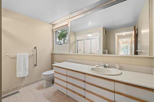 193 Robindale Rd, Winnipeg, MB 