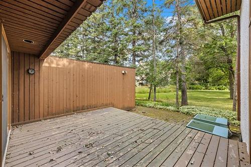 193 Robindale Rd, Winnipeg, MB 