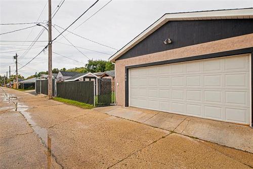 286 Armstrong Ave, Winnipeg, MB 