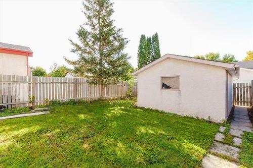 70 Millbrook Lane, Winnipeg, MB 