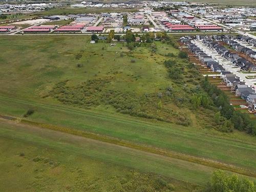 1016 Gunn Rd, Winnipeg, MB 