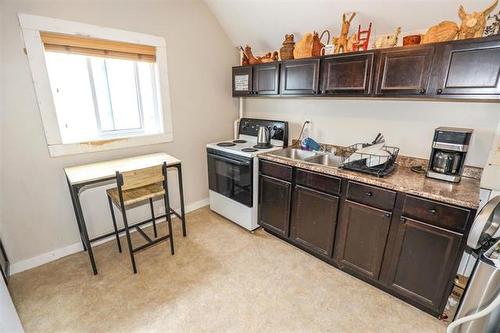 953 William Ave, Winnipeg, MB 