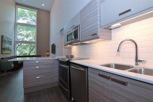 303-400 Wardlaw Ave, Winnipeg, MB 
