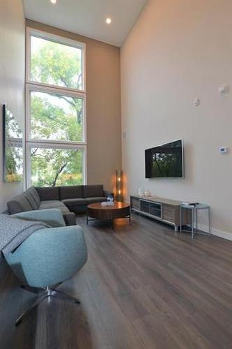 303-400 Wardlaw Ave, Winnipeg, MB 