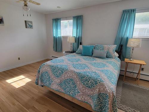 33 Coles Road, Sackville, NS 