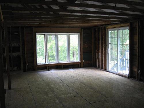 379 Old Port Mouton Road, White Point, NS 