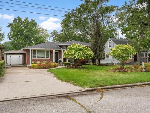 4113 Roseland Drive East, Windsor, ON 