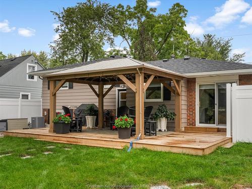 4113 Roseland Drive East, Windsor, ON 