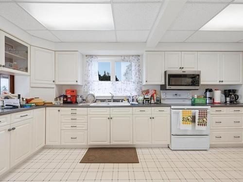 552 Ketch Harbour Road, Portuguese Cove, NS 