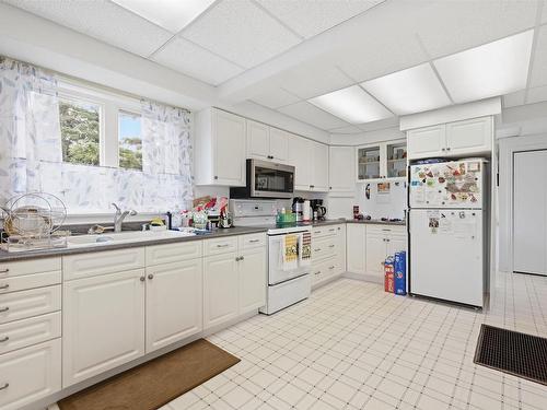 552 Ketch Harbour Road, Portuguese Cove, NS 