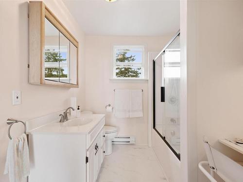 552 Ketch Harbour Road, Portuguese Cove, NS 