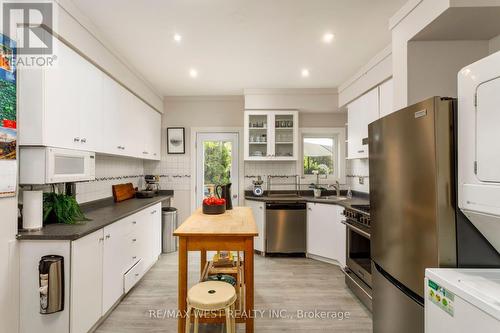 10 Marshall Street, Toronto, ON 