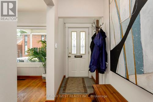 10 Marshall Street, Toronto, ON 