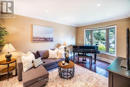 106 Tilman Circle, Markham (Markham Village), ON 