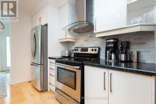 48 Bloomfield Avenue, Toronto, ON 