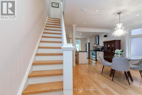 48 Bloomfield Avenue, Toronto, ON 