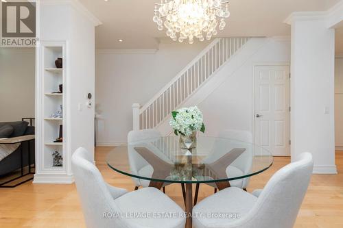48 Bloomfield Avenue, Toronto, ON 
