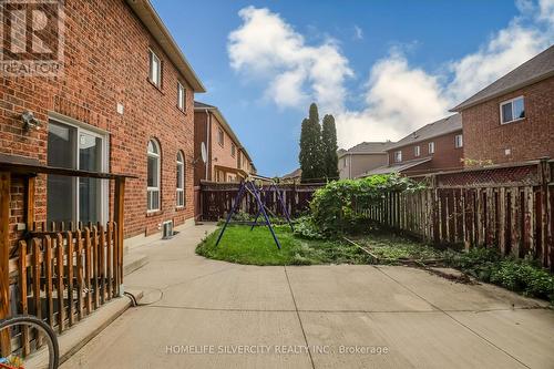 22 Meadow Glade Road, Brampton, ON 