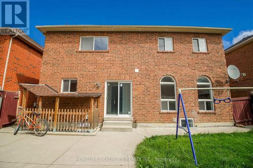 22 Meadow Glade Road, Brampton, ON 
