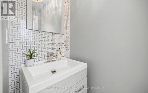Powder Room on main floor - 19 - 1485 Torrington Drive, Mississauga, ON 