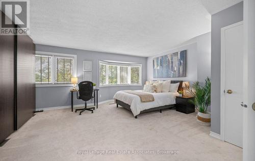 Huge primary with ensuite & walk-in closet - 19 - 1485 Torrington Drive, Mississauga, ON 