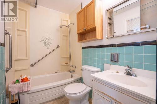 15 Grand Blvd, Sault Ste. Marie, ON 