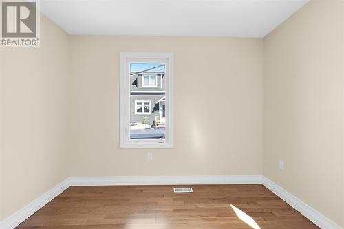 56 Dennis St, Sault Ste. Marie, ON 