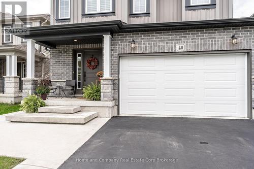 40 Robertson Dr Drive, Stratford, ON 