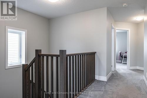 40 Robertson Dr Drive, Stratford, ON 
