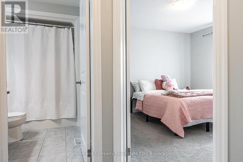 40 Robertson Dr Drive, Stratford, ON 