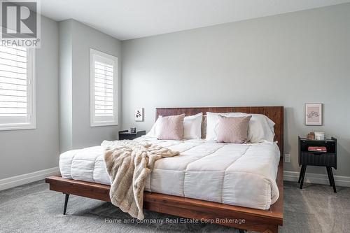 40 Robertson Dr Drive, Stratford, ON 