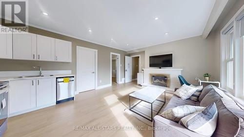 105 Betty Ann Drive, Toronto, ON 