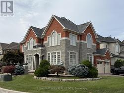 56 WOODVALLEY CRESCENT Vaughan, ON L6A 4J6
