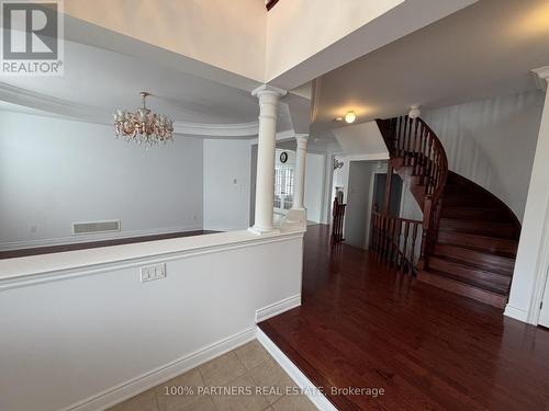 56 WOODVALLEY CRESCENT , Vaughan, Ontario L6A 4J6 4