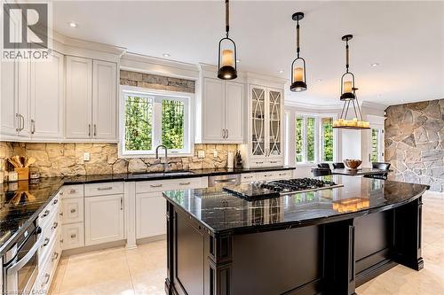 18 Elder Crescent, Ancaster, ON 