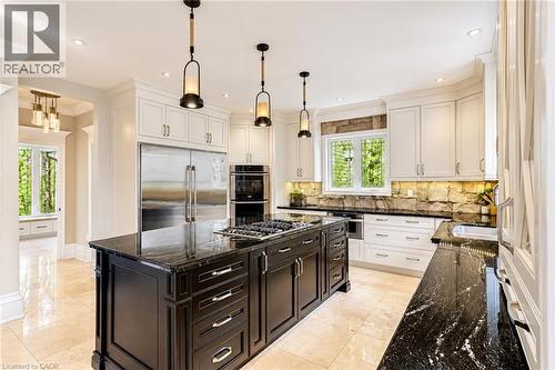 18 Elder Crescent, Ancaster, ON 